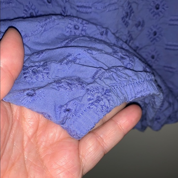 Gently Loved Women's Blue Eyelet Embroidered Top by St Johns Bay - Picture 4 of 7